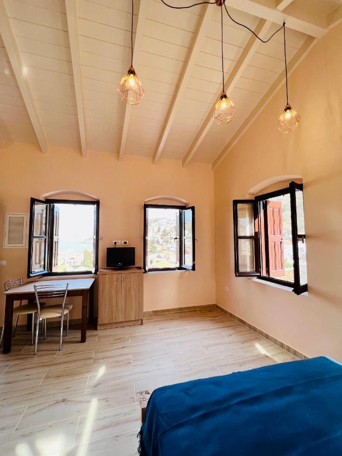 Pavlos House Сими Екстериор снимка